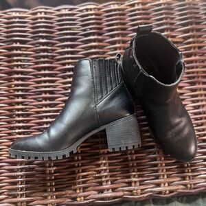 Banana Republic Booties